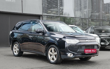 Mitsubishi Outlander III рестайлинг 3, 2012 год, 1 250 000 рублей, 3 фотография