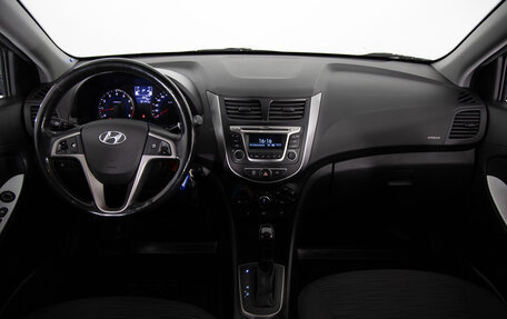 Hyundai Solaris II рестайлинг, 2015 год, 1 199 000 рублей, 9 фотография