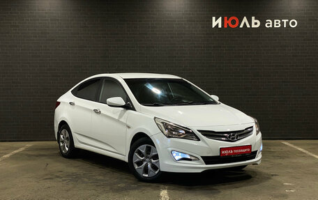 Hyundai Solaris II рестайлинг, 2016 год, 850 000 рублей, 3 фотография