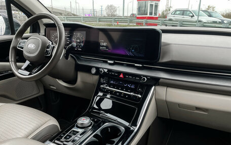 KIA Carnival, 2020 год, 3 580 000 рублей, 9 фотография