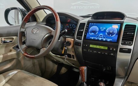 Toyota Land Cruiser Prado 120 рестайлинг, 2005 год, 2 000 000 рублей, 4 фотография