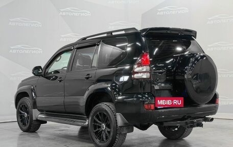 Toyota Land Cruiser Prado 120 рестайлинг, 2005 год, 2 000 000 рублей, 9 фотография