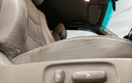 Toyota Land Cruiser Prado 120 рестайлинг, 2005 год, 2 000 000 рублей, 17 фотография