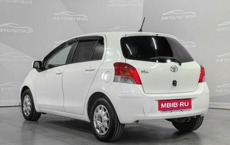 Toyota Vitz, 2010 год, 650 000 рублей, 3 фотография