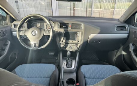 Volkswagen Jetta VI, 2013 год, 1 070 000 рублей, 9 фотография