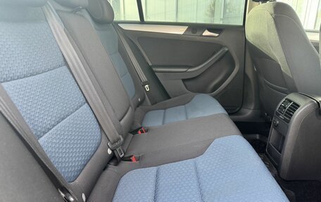 Volkswagen Jetta VI, 2013 год, 1 070 000 рублей, 14 фотография