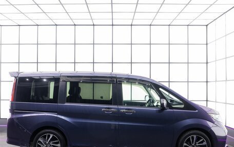 Honda Stepwgn IV, 2015 год, 2 365 000 рублей, 5 фотография
