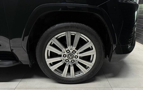 Lexus LX, 2023 год, 15 200 000 рублей, 19 фотография