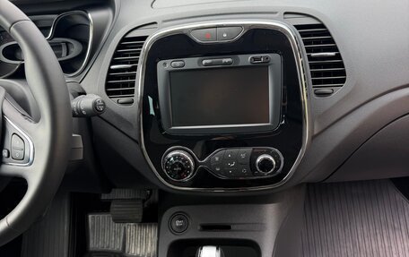 Renault Kaptur I рестайлинг, 2019 год, 2 000 000 рублей, 24 фотография