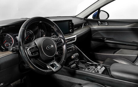 KIA K5, 2021 год, 2 250 000 рублей, 9 фотография