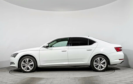 Skoda Superb III рестайлинг, 2019 год, 2 300 000 рублей, 8 фотография