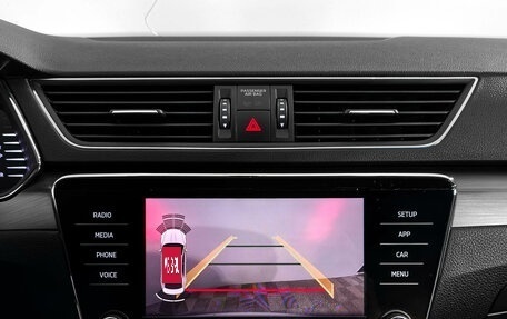 Skoda Superb III рестайлинг, 2019 год, 2 300 000 рублей, 21 фотография