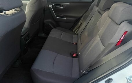 Toyota RAV4, 2020 год, 3 248 000 рублей, 8 фотография