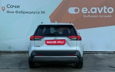 Toyota RAV4, 2020 год, 3 248 000 рублей, 5 фотография