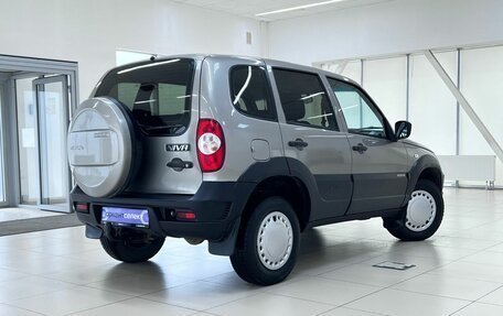 Chevrolet Niva I рестайлинг, 2016 год, 790 000 рублей, 2 фотография