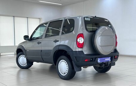 Chevrolet Niva I рестайлинг, 2016 год, 790 000 рублей, 4 фотография