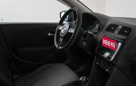 Volkswagen Polo VI (EU Market), 2012 год, 449 000 рублей, 9 фотография