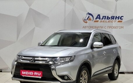 Mitsubishi Outlander III рестайлинг 3, 2016 год, 1 940 000 рублей, 7 фотография