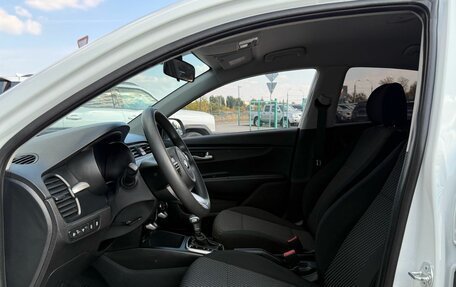 KIA Rio IV, 2018 год, 1 349 000 рублей, 9 фотография