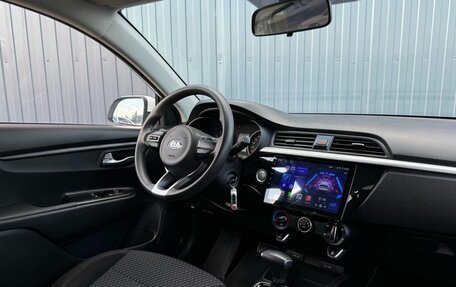 KIA Rio IV, 2018 год, 1 349 000 рублей, 14 фотография