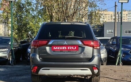 Mitsubishi Outlander III рестайлинг 3, 2019 год, 1 849 000 рублей, 7 фотография
