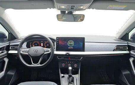 Volkswagen Lavida, 2023 год, 1 300 000 рублей, 7 фотография