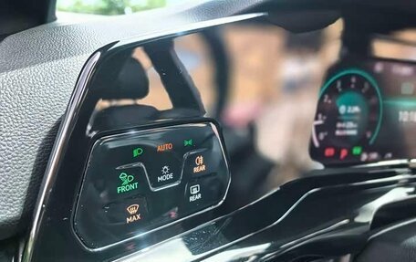 Volkswagen Golf VIII, 2023 год, 1 800 000 рублей, 15 фотография