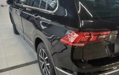 Volkswagen Tiguan II, 2020 год, 3 700 000 рублей, 5 фотография