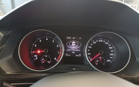 Volkswagen Tiguan II, 2020 год, 3 700 000 рублей, 14 фотография