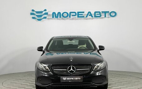 Mercedes-Benz E-Класс, 2019 год, 2 320 000 рублей, 2 фотография