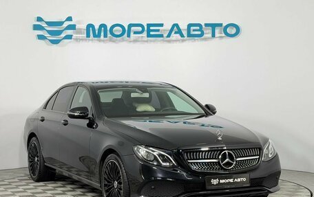 Mercedes-Benz E-Класс, 2019 год, 2 320 000 рублей, 3 фотография
