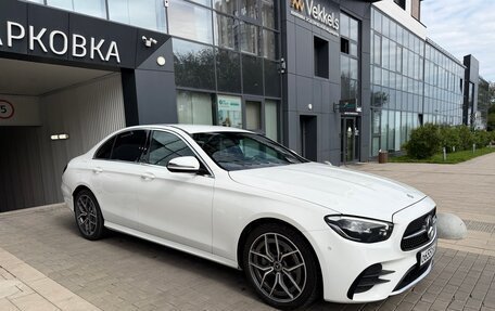 Mercedes-Benz E-Класс, 2021 год, 3 650 000 рублей, 10 фотография