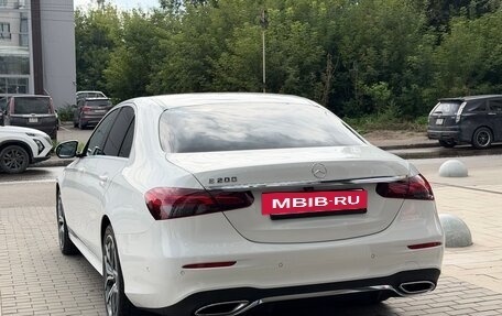 Mercedes-Benz E-Класс, 2021 год, 3 650 000 рублей, 5 фотография