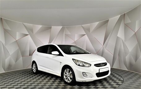 Hyundai Solaris II рестайлинг, 2011 год, 545 000 рублей, 3 фотография