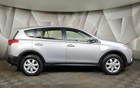 Toyota RAV4, 2015 год, 1 369 000 рублей, 6 фотография