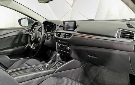 Mazda 6, 2017 год, 1 945 000 рублей, 13 фотография