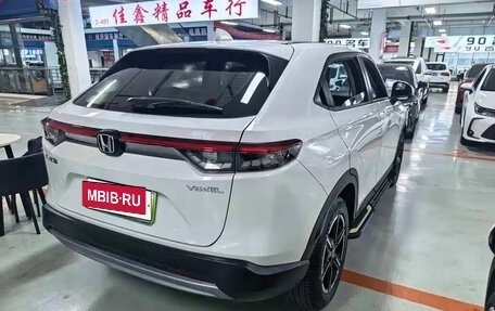 Honda Vezel, 2023 год, 1 740 000 рублей, 5 фотография