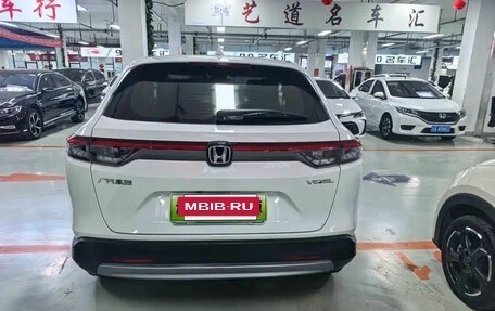 Honda Vezel, 2023 год, 1 740 000 рублей, 3 фотография