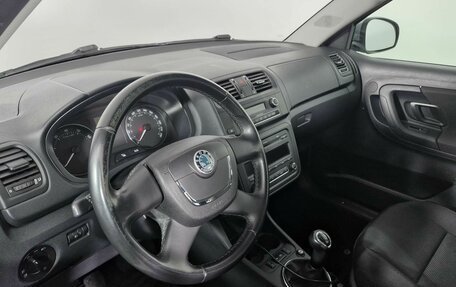 Skoda Fabia II, 2011 год, 719 000 рублей, 4 фотография