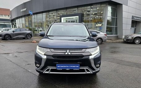 Mitsubishi Outlander III рестайлинг 3, 2021 год, 2 553 000 рублей, 2 фотография