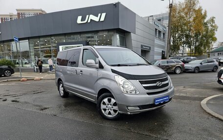 Hyundai Grand Starex Grand Starex I рестайлинг 2, 2015 год, 2 100 000 рублей, 3 фотография