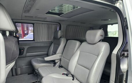 Hyundai Grand Starex Grand Starex I рестайлинг 2, 2015 год, 2 100 000 рублей, 8 фотография