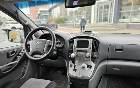 Hyundai Grand Starex Grand Starex I рестайлинг 2, 2015 год, 2 100 000 рублей, 11 фотография