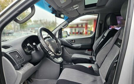 Hyundai Grand Starex Grand Starex I рестайлинг 2, 2015 год, 2 100 000 рублей, 7 фотография