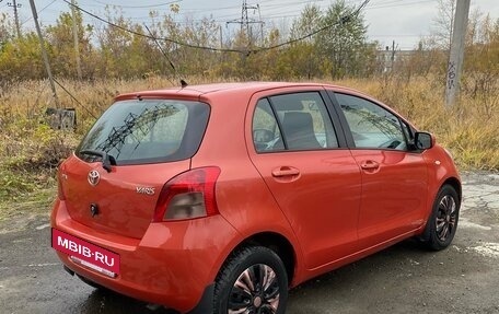 Toyota Yaris III рестайлинг, 2006 год, 427 000 рублей, 3 фотография