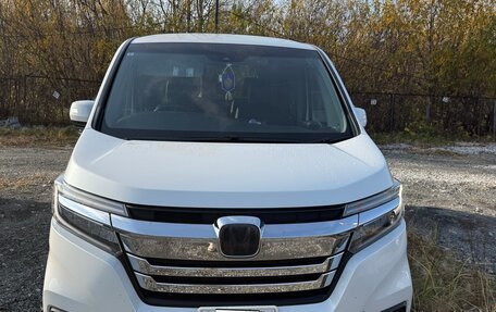 Honda Stepwgn IV, 2021 год, 2 450 000 рублей, 1 фотография