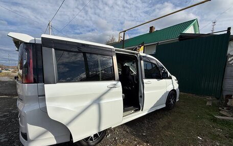 Honda Stepwgn IV, 2021 год, 2 450 000 рублей, 9 фотография