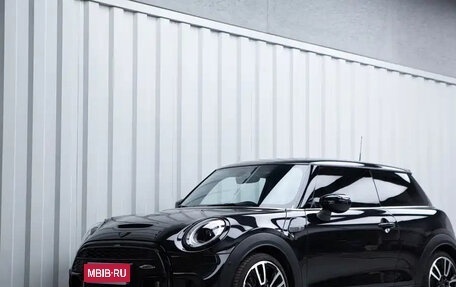 MINI Hatch, 2023 год, 1 680 500 рублей, 1 фотография