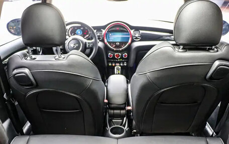 MINI Hatch, 2023 год, 1 680 500 рублей, 10 фотография