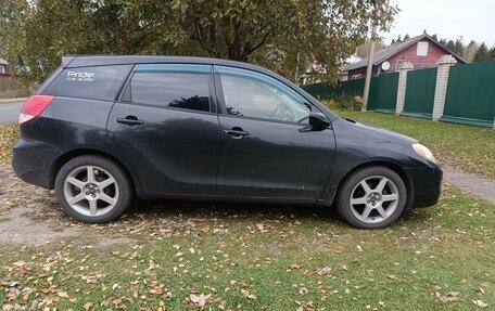 Toyota Matrix, 2002 год, 500 000 рублей, 3 фотография